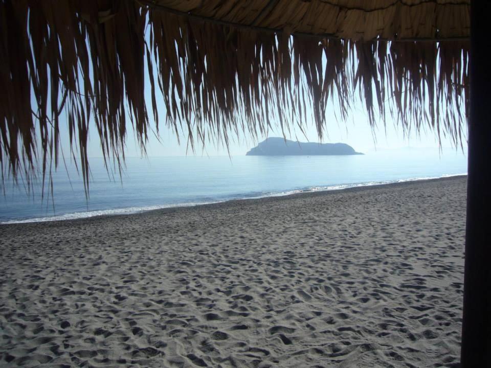 Panos Beach Hotel Platanés Exteriör bild