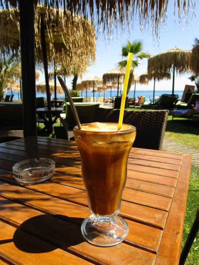 Panos Beach Hotel Platanés Exteriör bild